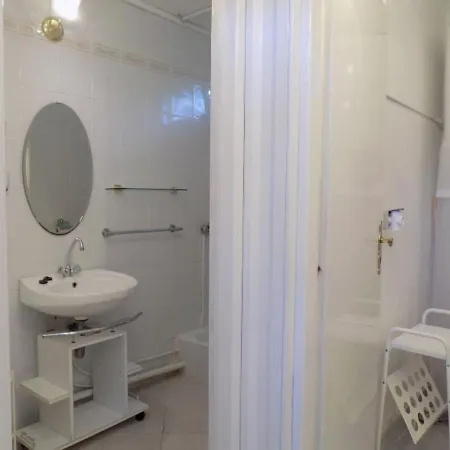 Apartment 80-vizkozeli, Klimatizalt Onallo Nyaralo Balatonszarszo